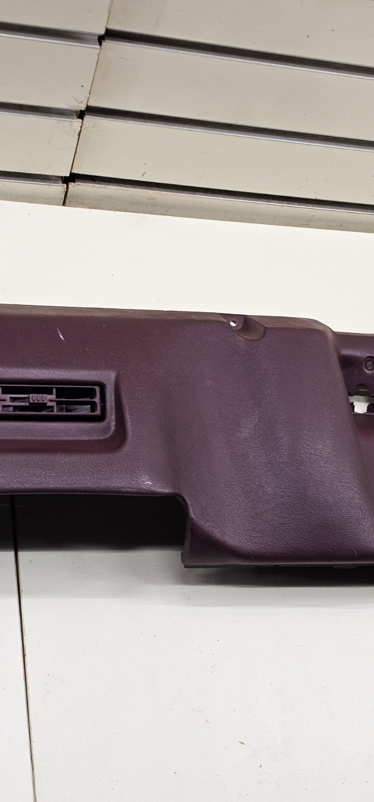 🔥95-99 Chevrolet GM Silverado Lower Bolster Dash Trim Panel Vent RED OEM