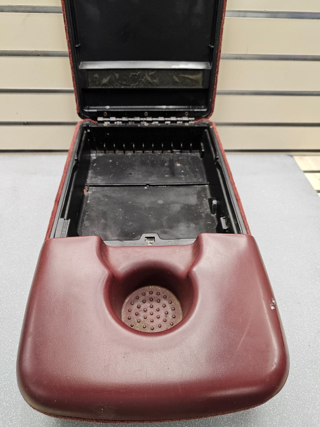 97-03 Ford F150 Center Console JUMPSEAT Armrest Cloth/Leather cup holder Red JS6