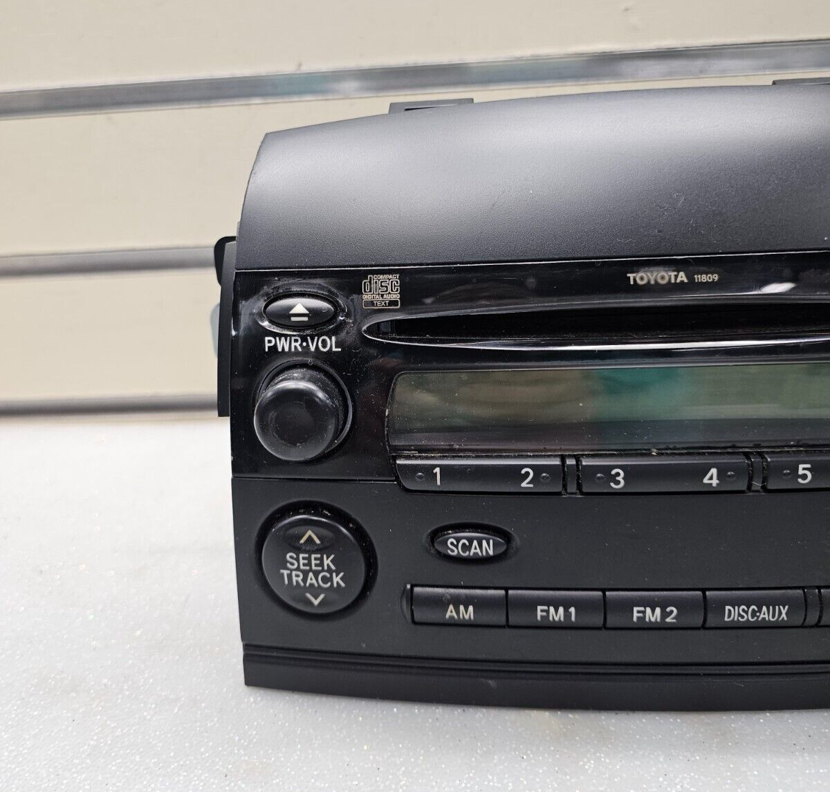 🔥2006-2007 Toyota Sienna AM FM CD Player Stereo Dash Radio Receiver HM1IY