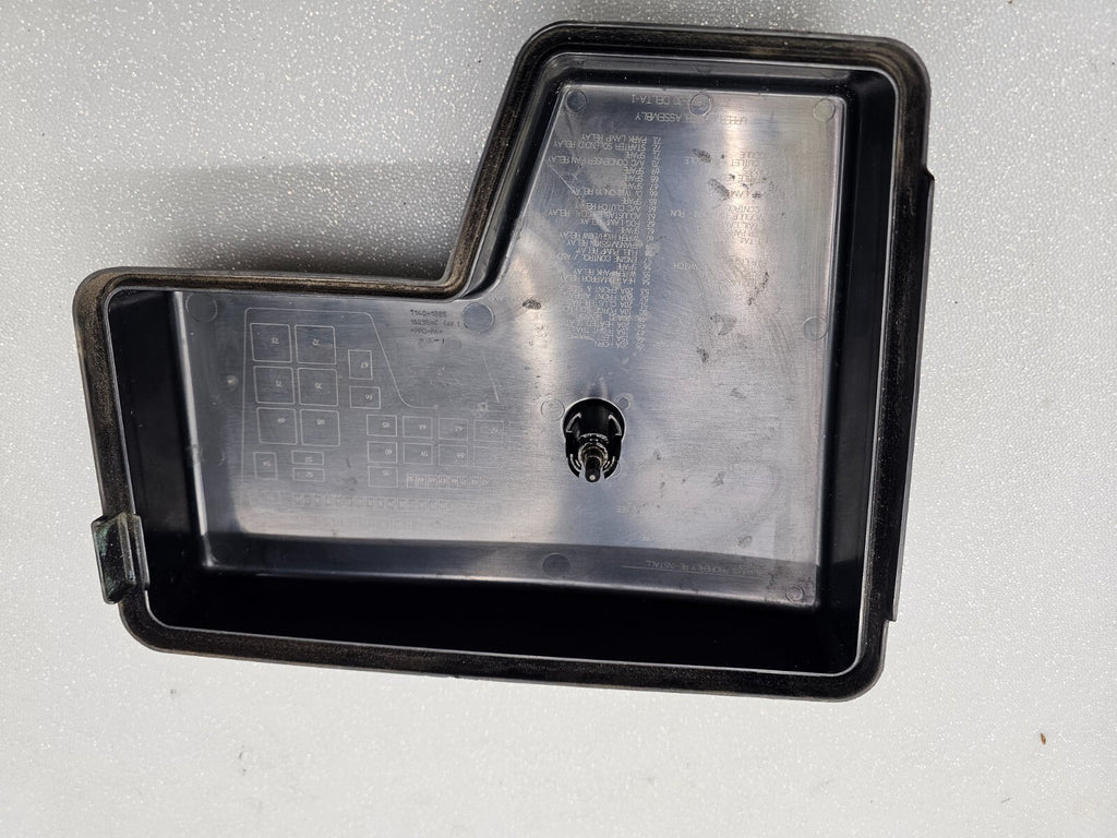 🔥2002-2005 Dodge Ram 1500 Relay Fuse Box Center Cover Lid Top TIPM Engine Bay