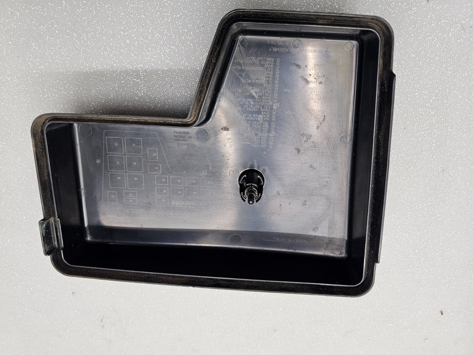 🔥2002-2005 Dodge Ram 1500 Relay Fuse Box Center Cover Lid Top TIPM Engine Bay