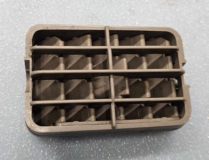 🔥99-06 Silverado Tahoe Dash Right Passenger Air Vent A/C AC HVAC Heater Tan