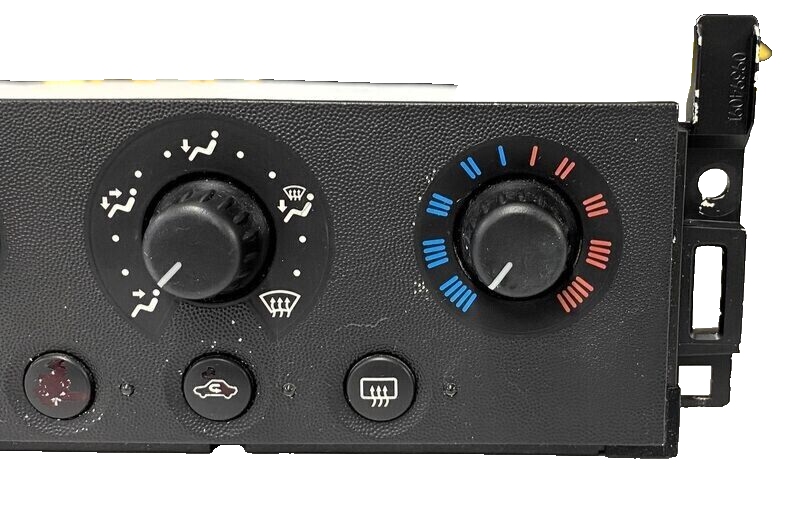 04-08 Pontiac Grand Prix Dash AC Heater Climate Control Module Panel Temperature