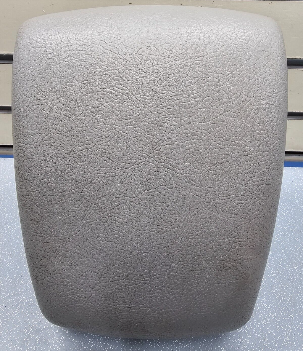 🔥04-09 Sorento Center Console Leather Armrest Lid Top Pad Storage Assembly Gray