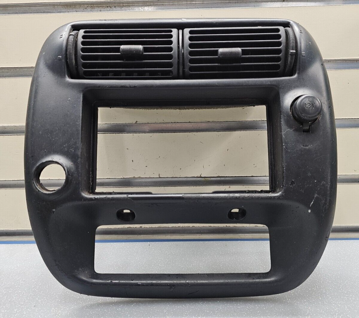 🔥95-10 Ranger EXPLORER Dash AM FM Radio Stereo Display Trim Bezel Black OEM B2
