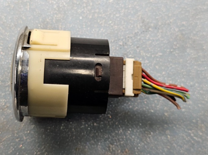 🔥06-08 Infiniti M35 3.5L ENGINE START STOP PUSH BUTTON SWITCH IGNITION STARTER