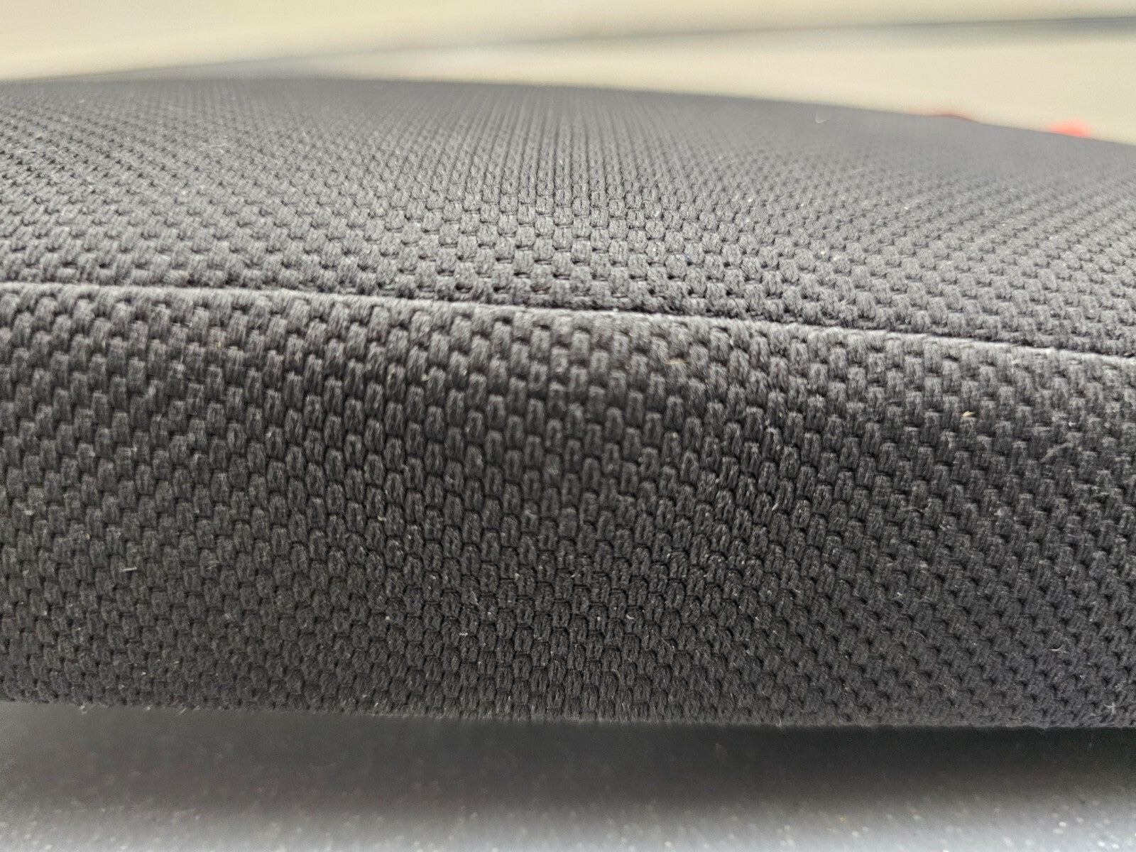 🔥08-13 Nissan Rogue Front Center Console Storage Armrest Lid Cover Cloth Black