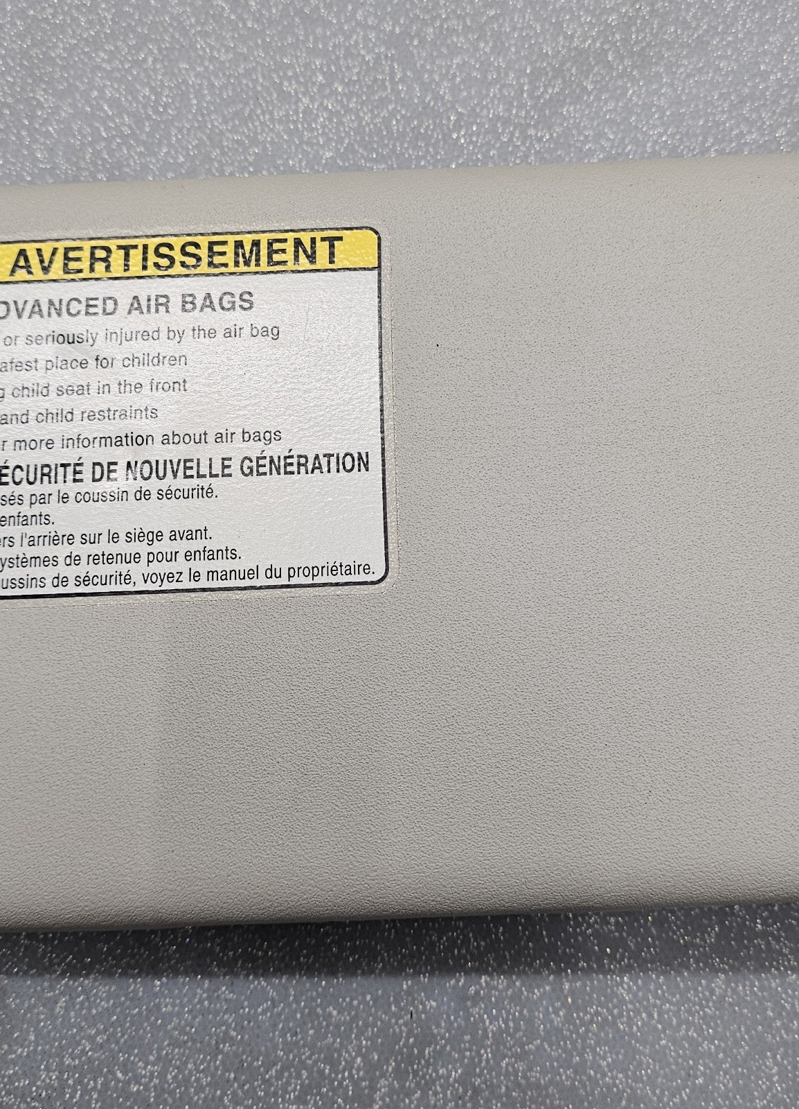 03-08 Toyota Corolla Matrix Passenger Right Side Sun Visor Gray Vinyl/TC