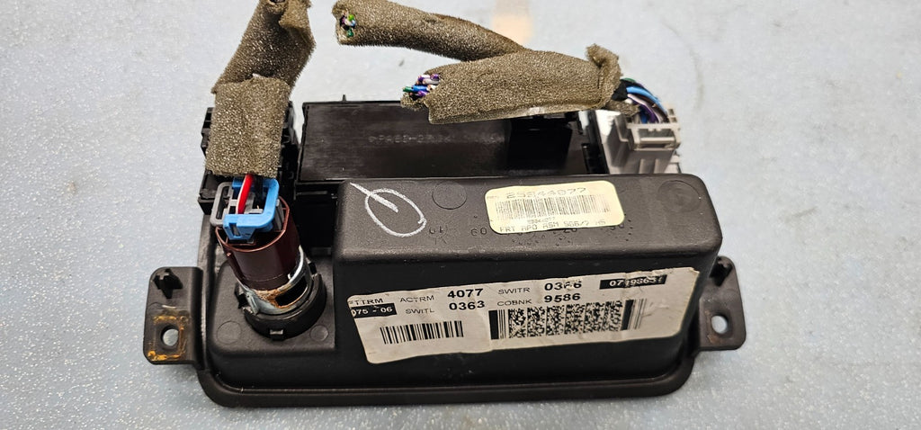 🔥2008-2012 Buick Enclave Dash Console Heat Traction Switch Assembly OEM BLACK