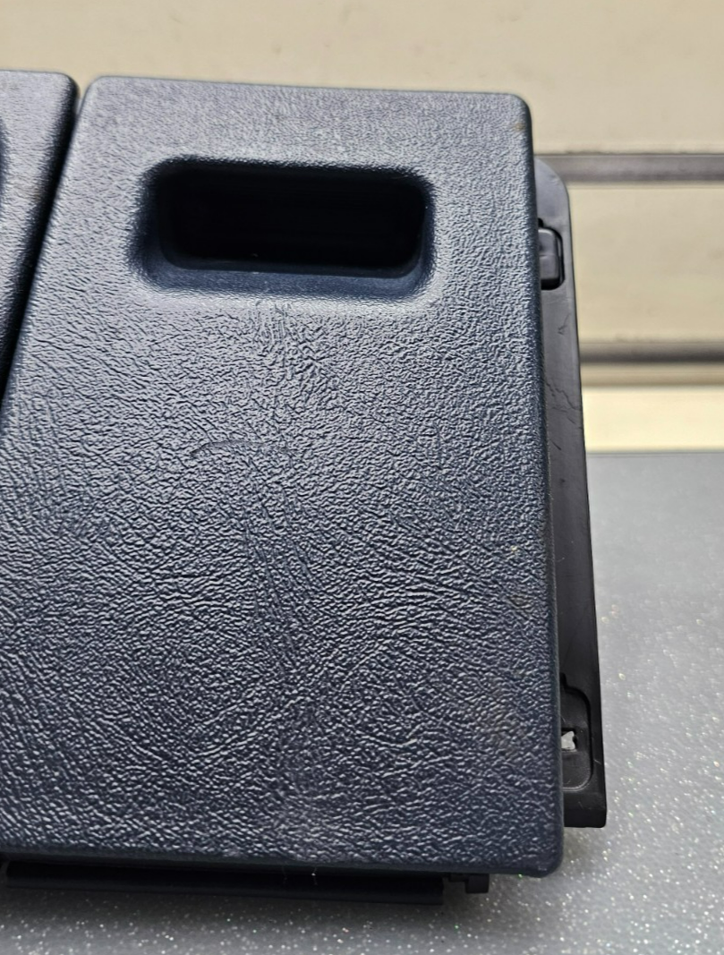 🔥95-98 CHEVY GMC SILVERADO YUKON TAHOE C/K Lighter Port Ashtray ash tray Black