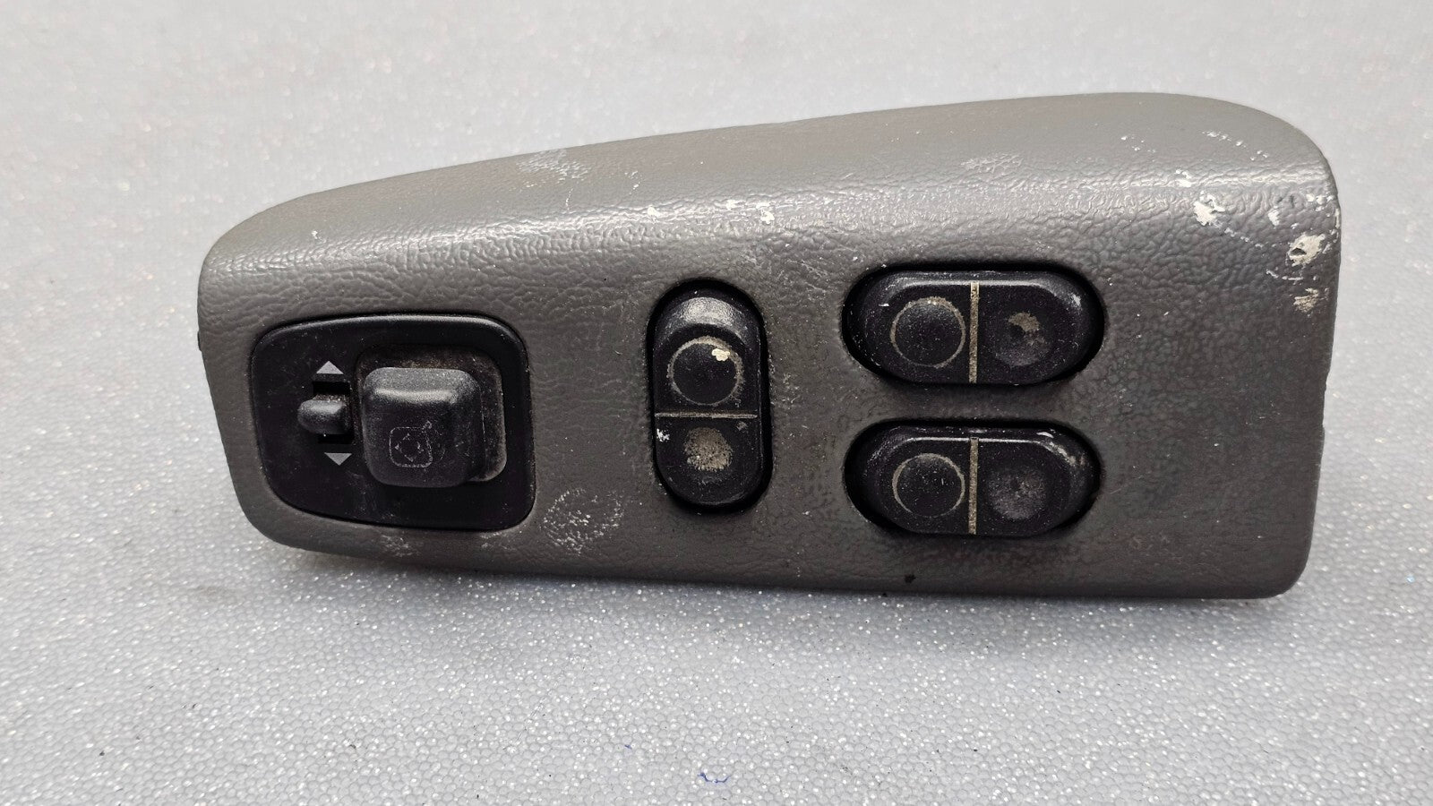 03-08 Ford E150 E250 E350 Left Driver Door Mirror Window Power Switch Lock Gray