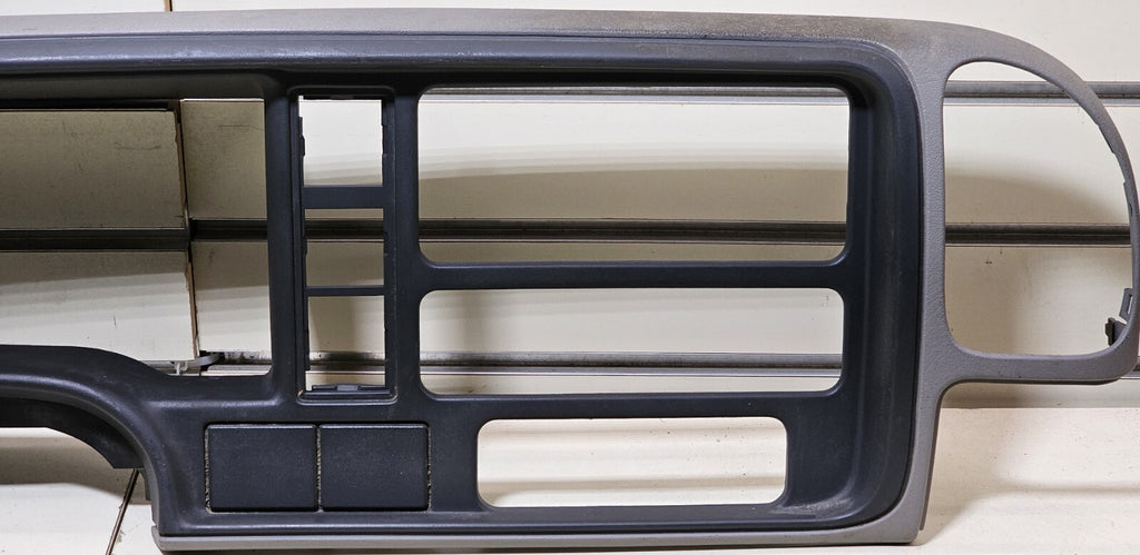 95-99 CHEVY GMC TRUCK SILVERADO CK Cluster Gauge Speedo Dash Bezel LIGHT GRAY C3