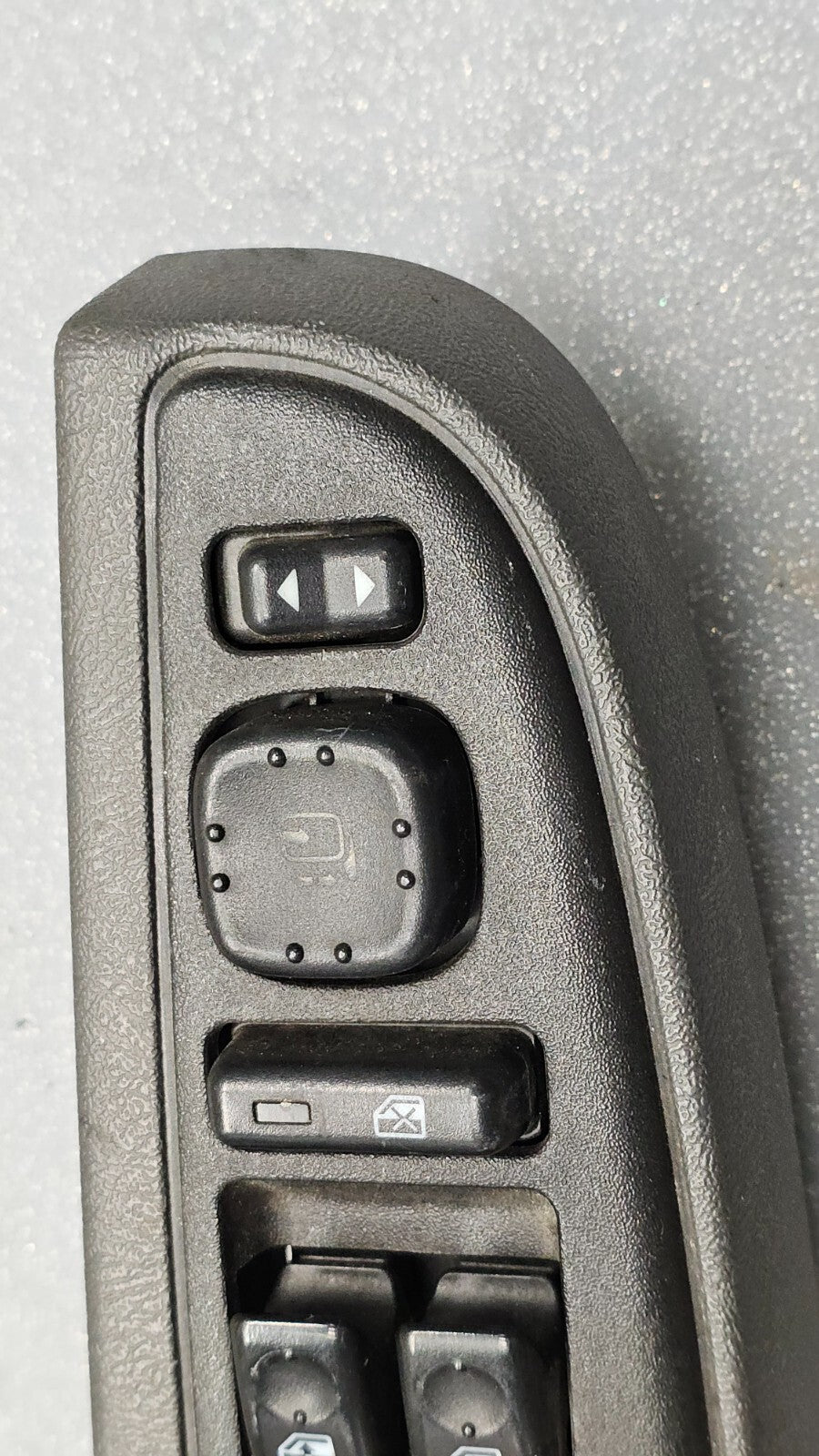 🔥03-06 Silverado ESCALADE 4D LEFT Driver Master Power Window Switch Black WS4