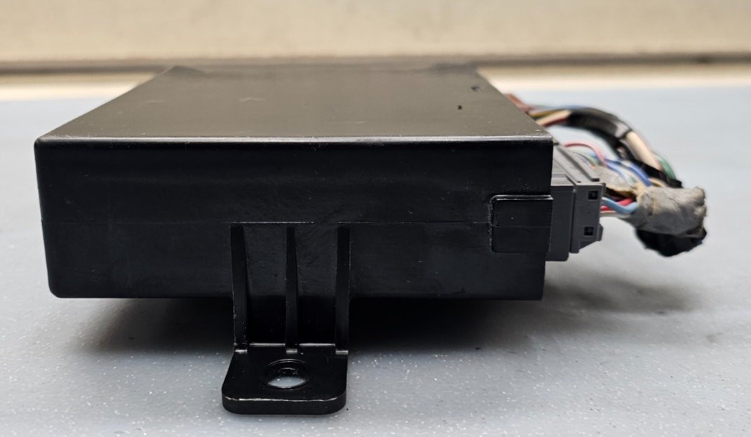 05-07 HONDA ODYSSEY Right Rear Power Sliding Door Control Relay Module Unit OEM