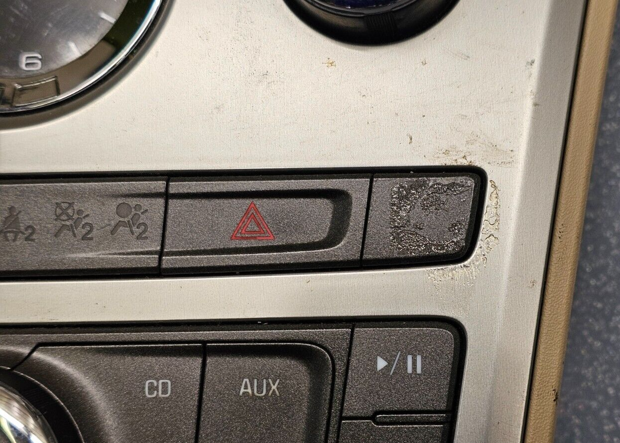 🔥08-13 Cadillac CTS Dash AM FM Radio Stereo Control Panel Trim Bezel Silver B44