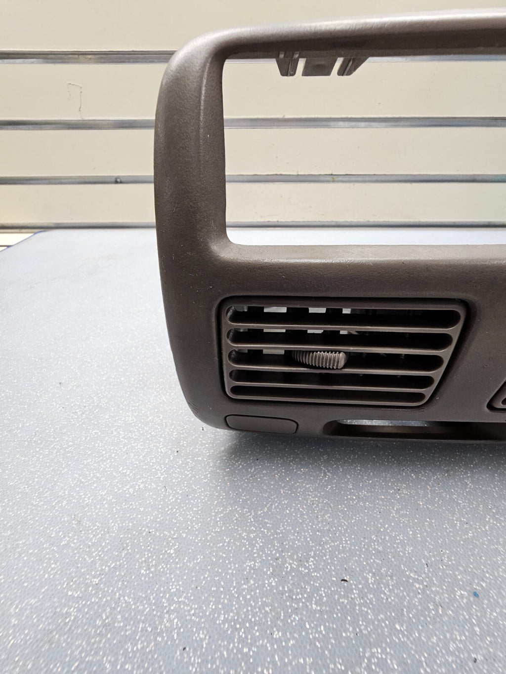🔥98-02 Toyota Corolla Center Dash AC Air Vent Grille Radio Bezel Trim Panel B34