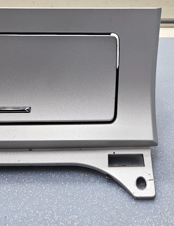 🔥07-10 Lincoln MKX Interior Dash Storage Compartment Assembly Bezel Silver