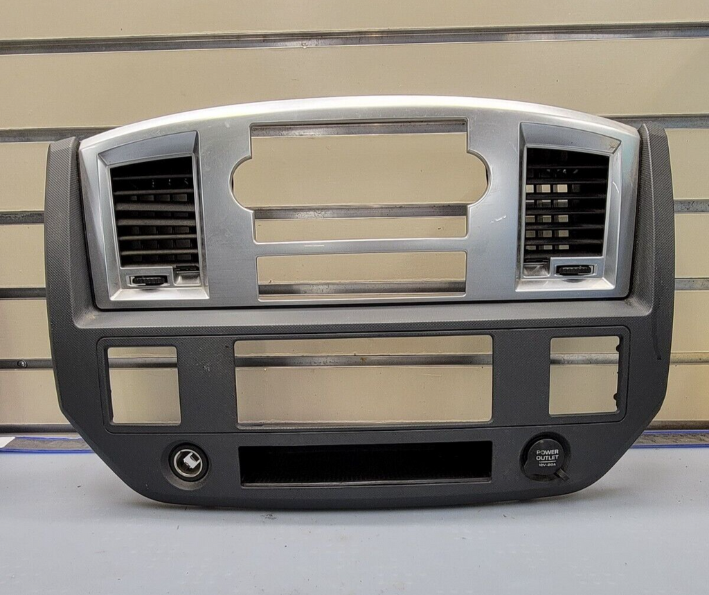 🔥06-08 Dodge RAM Dash RADIO Bezel Climate Trim Panel 🔴Storage SILVER/GRAY B11