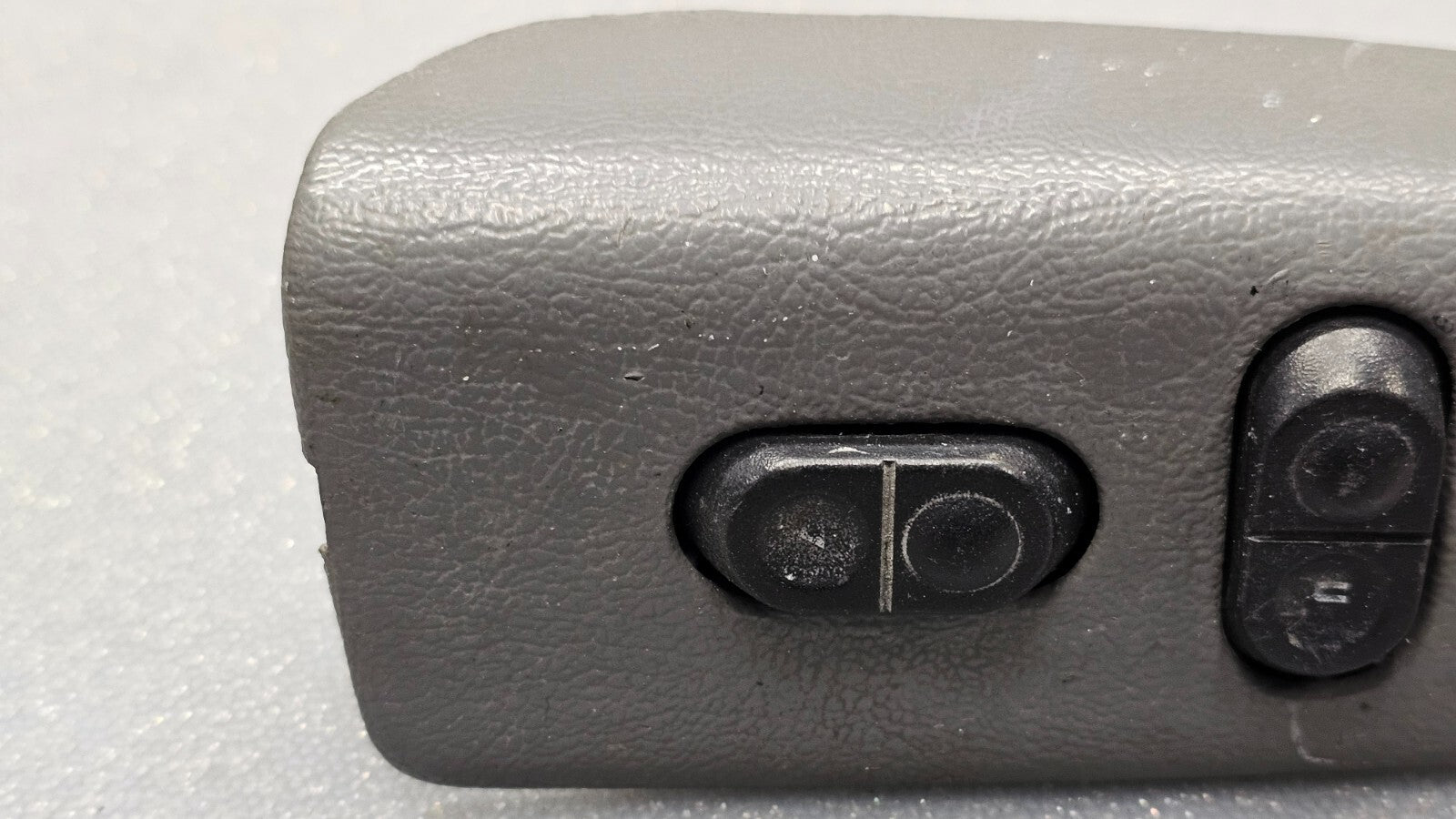 🔥03-08 Ford E150 E250 E350 Right Passenger Door Mirror Window Switch Lock Gray