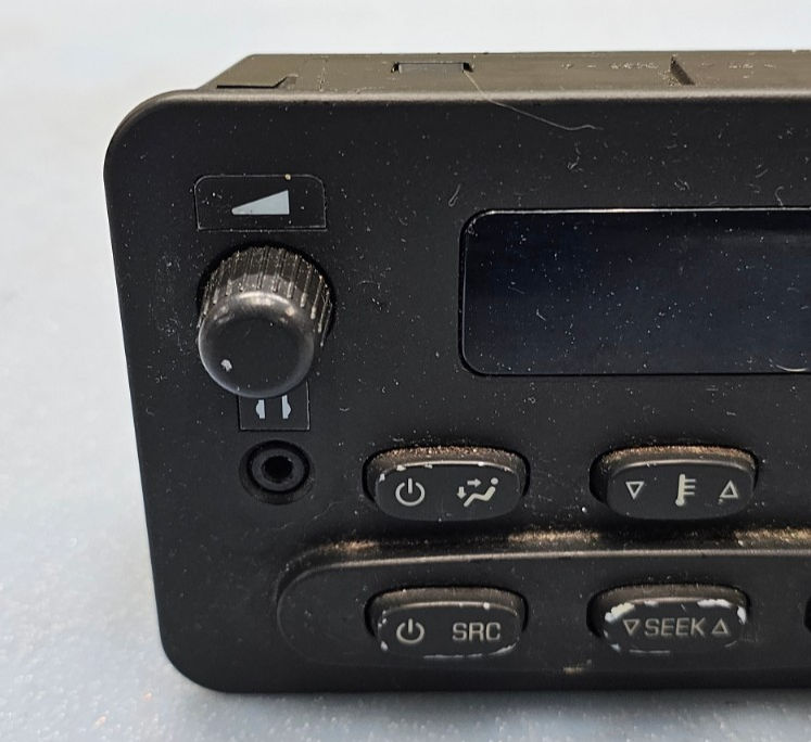 🔥03-06 Tahoe Yukon Suburban Rear Audio Radio Climate Control Switch Panel Black
