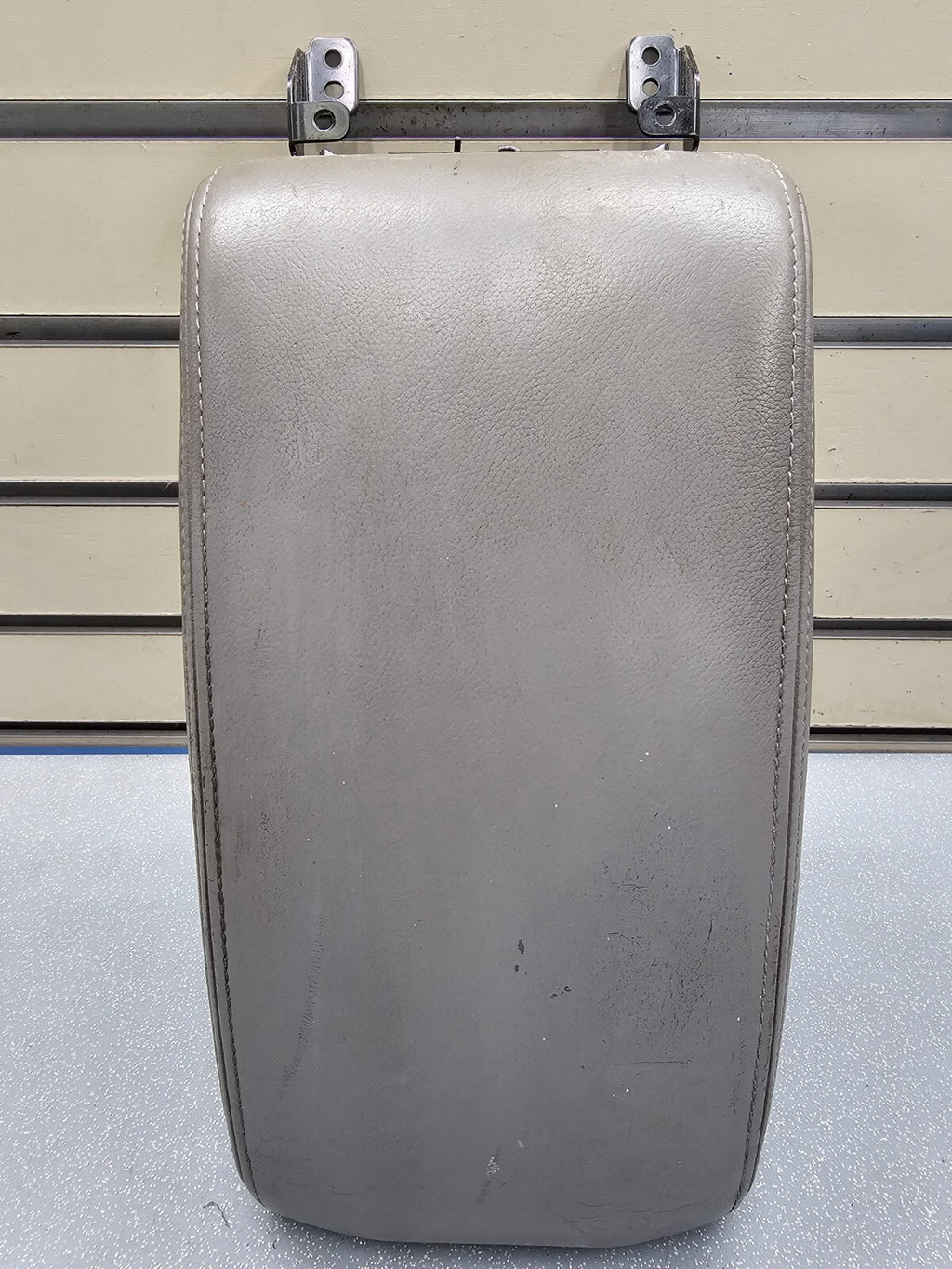 🔥02-06 CAMRY SOLARA LEXUS ES330 CENTER CONSOLE LID ARM REST COVER ASSEMBLY GRAY