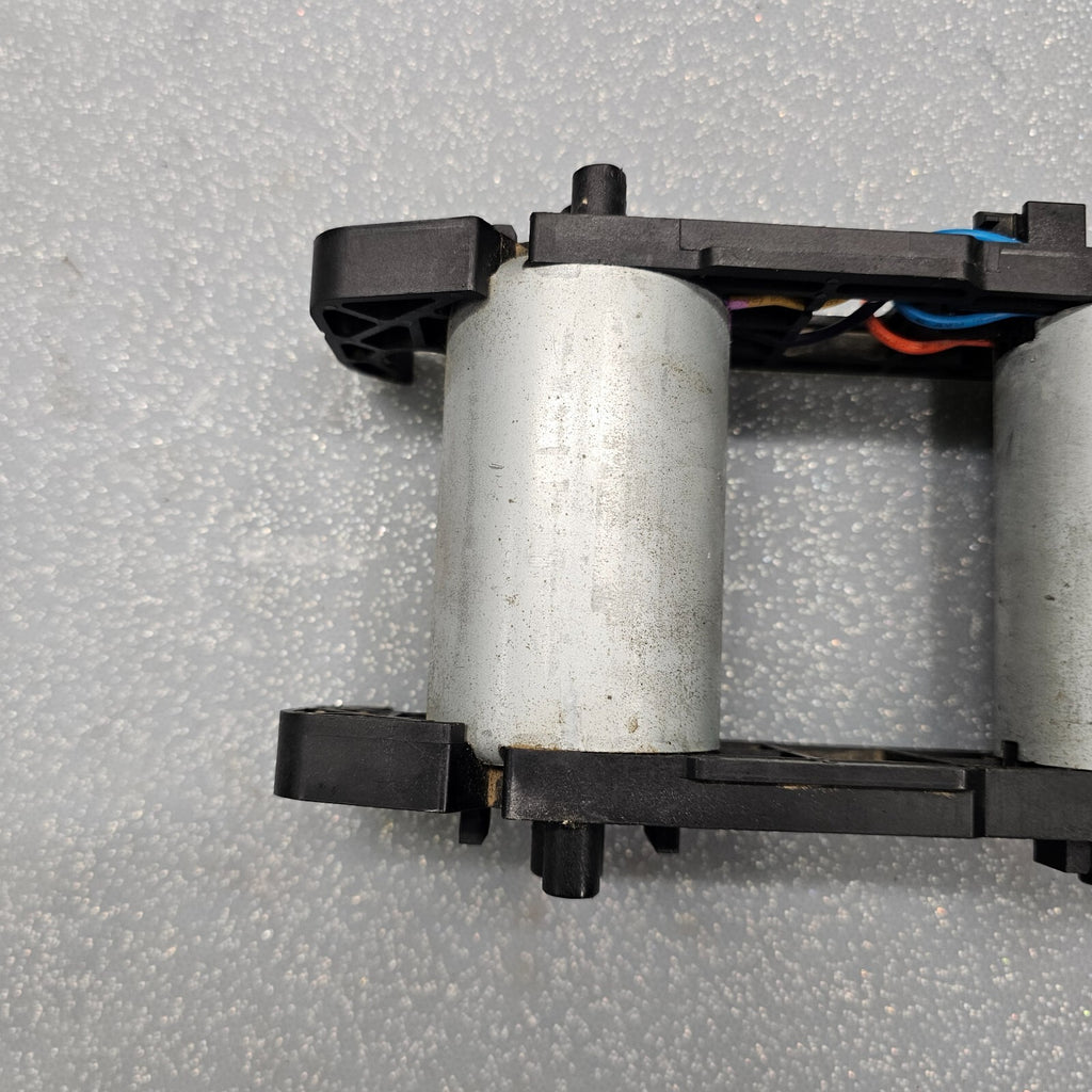 07-14 Silverado Suburban Sierra Escalade Left Driver Power Seat Track Motor OEM