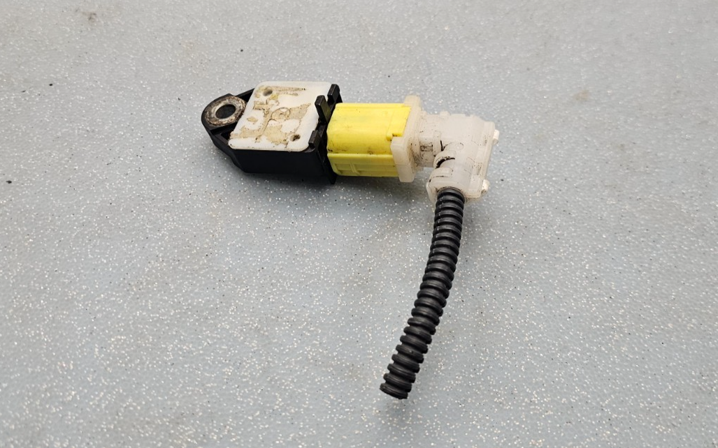 🔥2014-2019 Toyota Corolla Front Impact Sensor