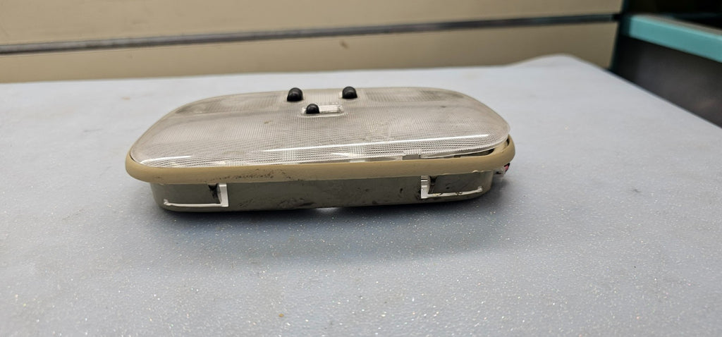 🔥 01-07 Ford Escape Tan Dome Light TAN