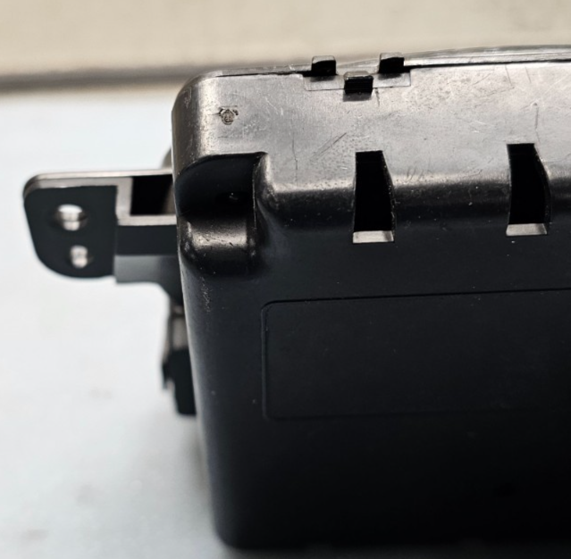 🔥04-08 PONTIAC GRAND PRIX 5 Button Info Display Screen Center Dash Bezel Switch