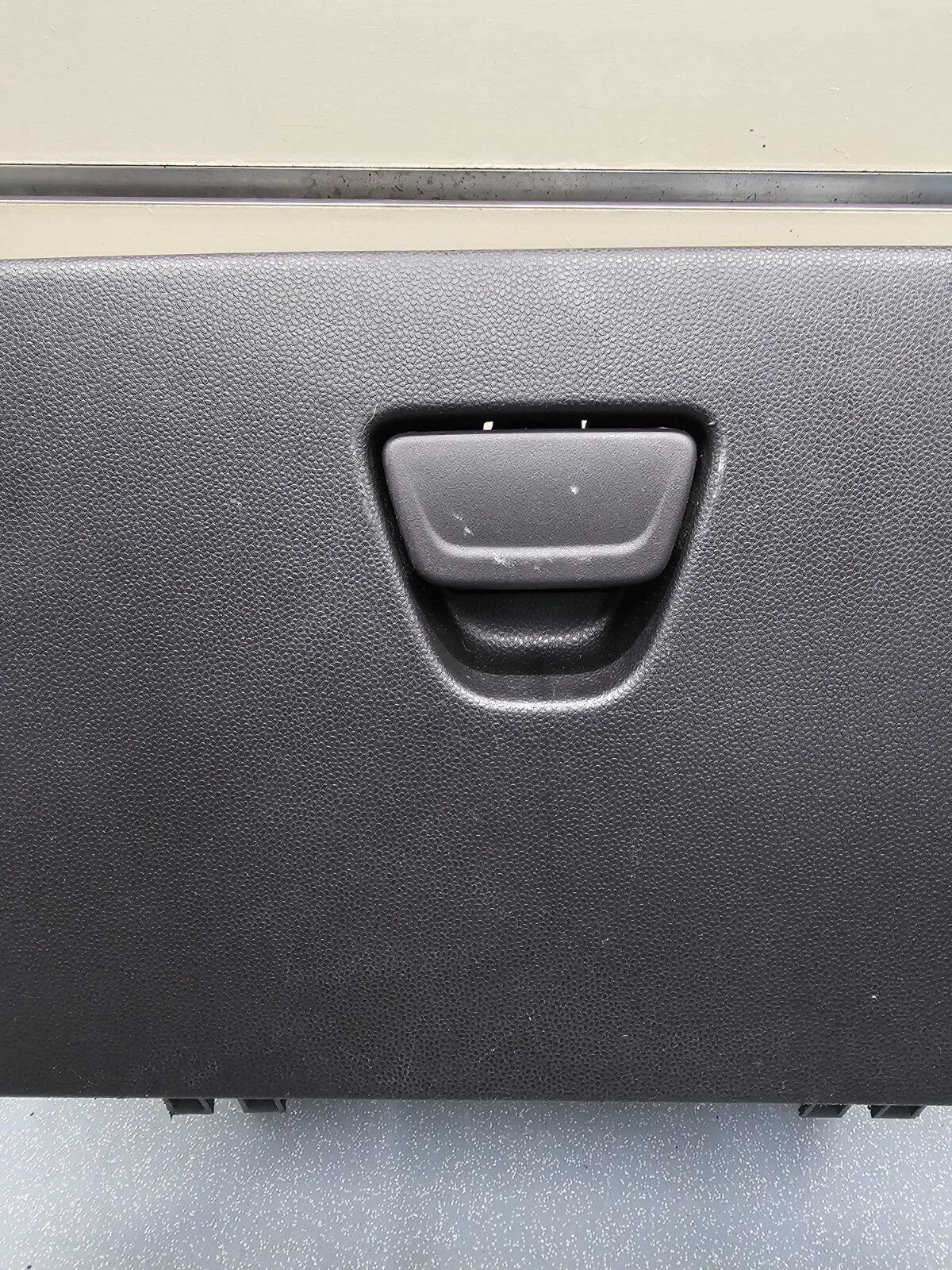 11-19 Ford Fiesta Dash Glove Box Compartment Storage Handle Assembly Black OEM