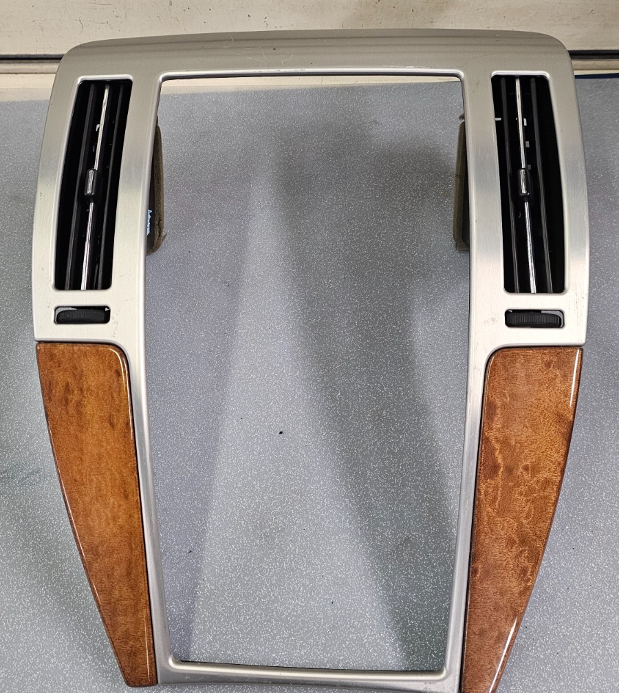 🔥08-11 CADILLAC STS CENTER DASH RADIO STEREO NAVIGATION TRIM BEZEL SILVER/WOOD
