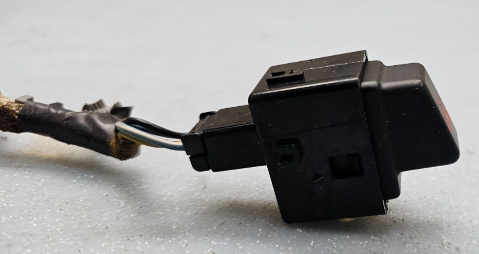 🔥03-07 Cadillac CTS SRX Hazard Emergency Flasher Warning Light Switch OEM BLACK