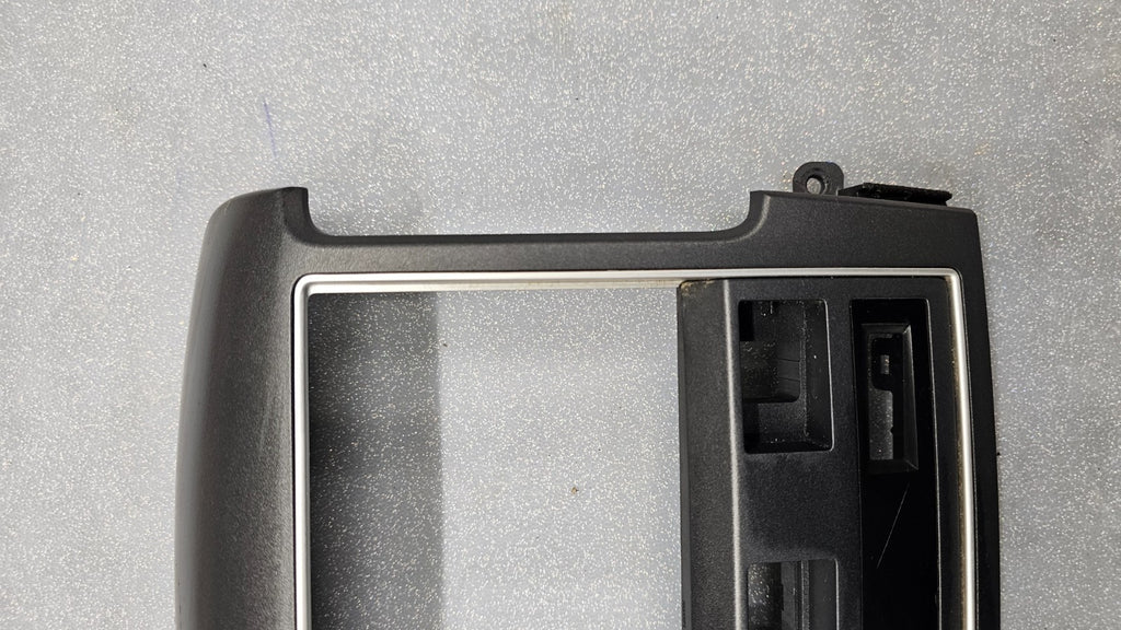 🔥07-09 Sorento Dash Radio Display Stereo Bezel Interior Trim Panel Cover Black