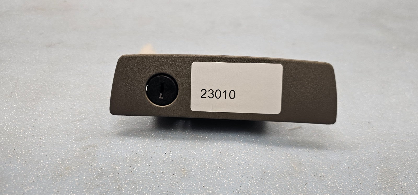 🔥07-10 Jeep Wrangler Mopar Glove Box Latch Compartment Door Handle GREY OEM