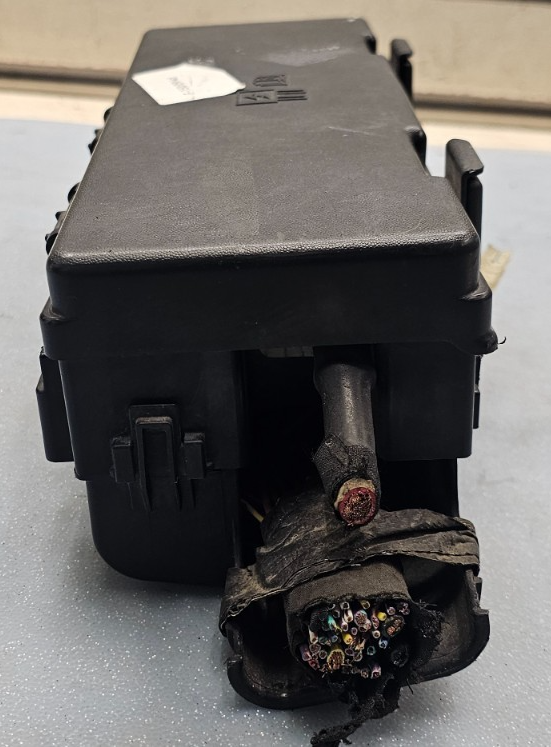🔥09-19 Ford E350 F150  Engine Fuse Relay Box Junction Block Control Module OEM