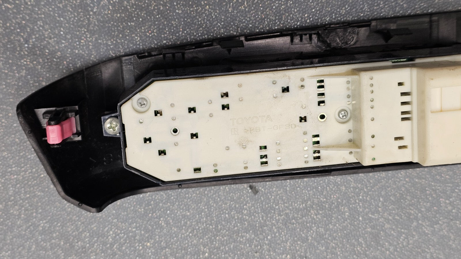 🔥09-15 Matrix Corolla Yaris Left Driver Master Power Window Switch Lock Black