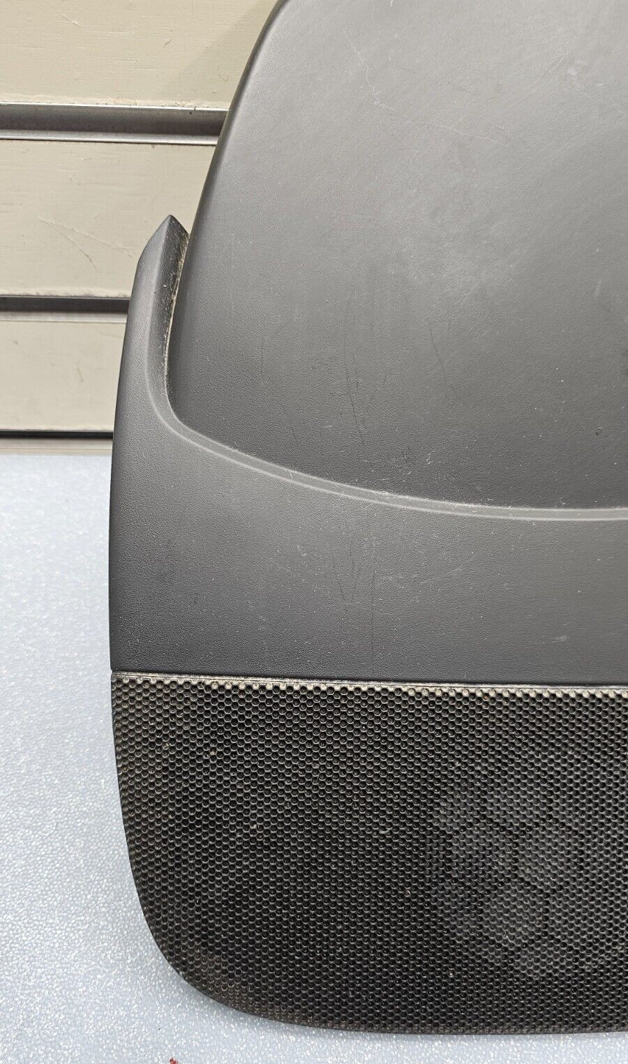 10-17 EQUINOX TERRAIN UPPER TOP FRONT DASH TERRAIN TRIM SPEAKER COVER BLACK OEM