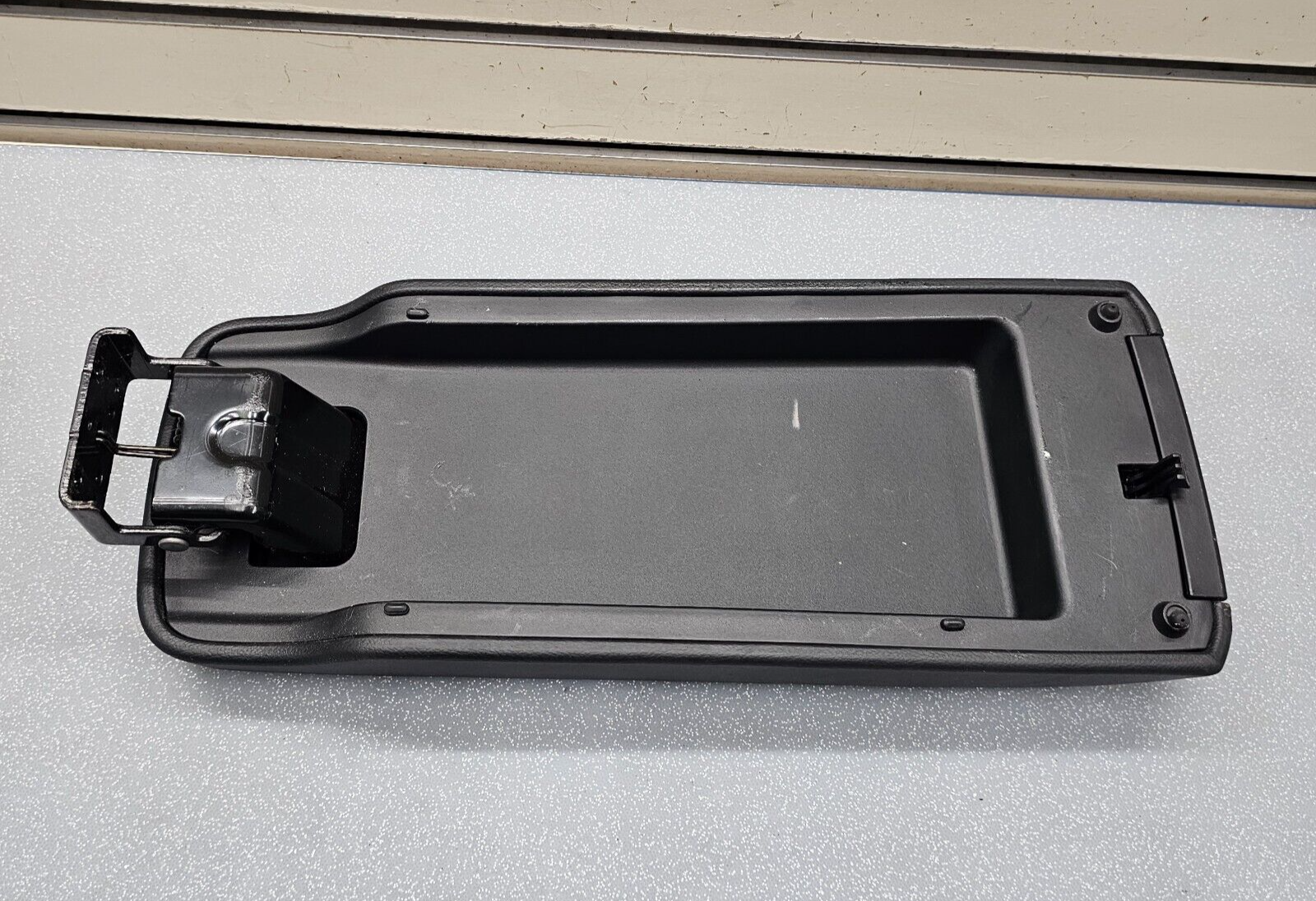 🔥09-14 Ford F-150 Center Console Arm Rest Lid Cover Top Pad Assembly Black