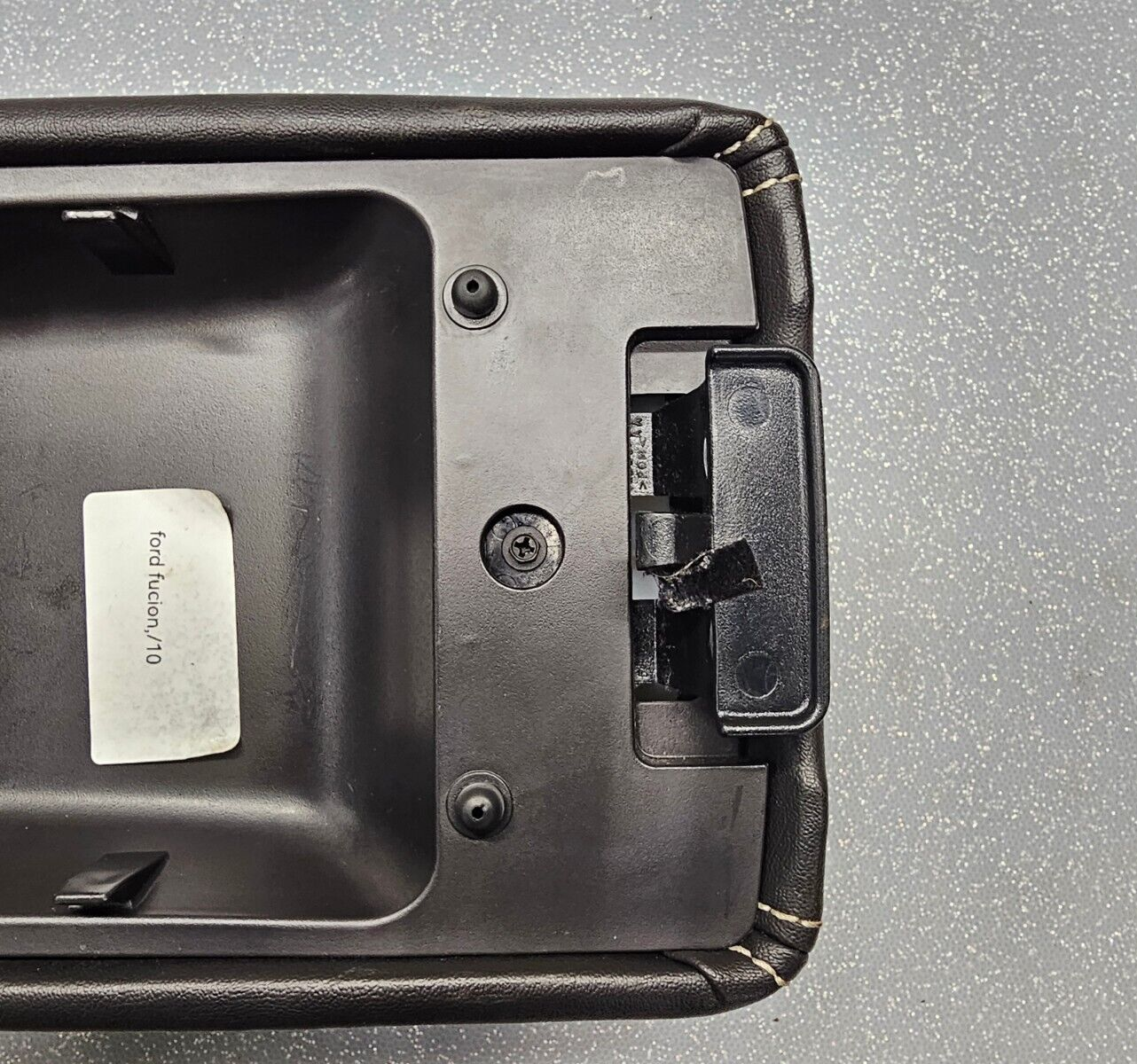 10-12 Fusion Milan Front Center Console Lid Armrest Cover Top Pad Assembly Black