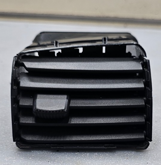 04-12 Colorado Canyon Dash Left Driver Outer Air Vent Heater Conditioning Black