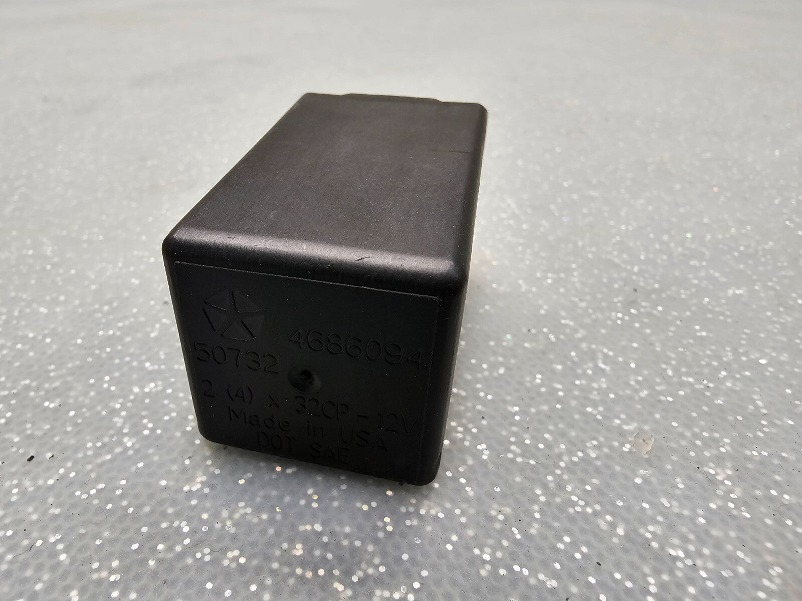 🔥1999-2004 Jeep Grand Cherokee Turn Signal Flasher Relay Module Assembly