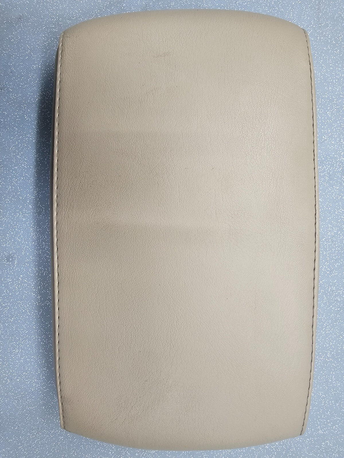 🔥2004-2006 Nissan Maxima Center Console Armrest Cover Lid Assembly TAN