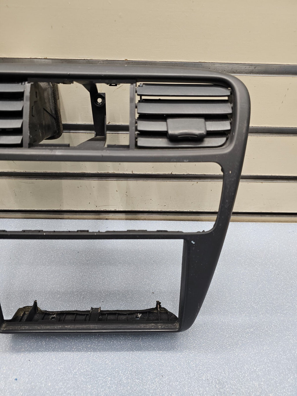 98-02 HONDA ACCORD FRONT CENTER DASH RADIO STEREO CLIMATE BEZEL TRIM PANEL BLACK