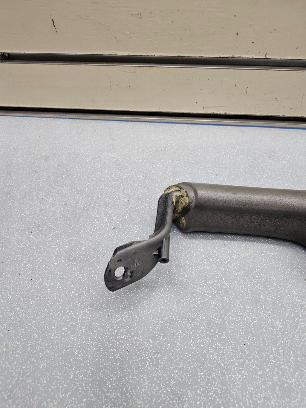🔥02-09 TRAILBLAZER Door Panel ARMREST Pull Handle Front RIGHT Passenger GRAY H4