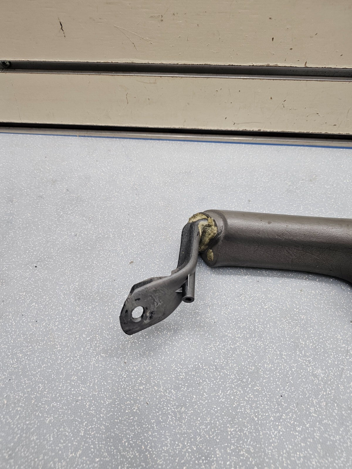 🔥02-09 TRAILBLAZER Door Panel ARMREST Pull Handle Front RIGHT Passenger GRAY H4