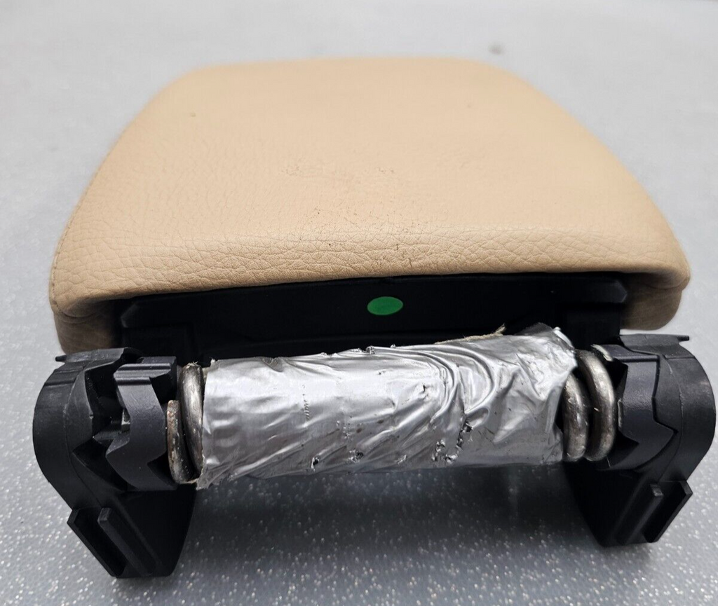 🔥05-08 Volkswagen VW Jetta Center Console Arm Rest Leather Cover Lid Tan OEM