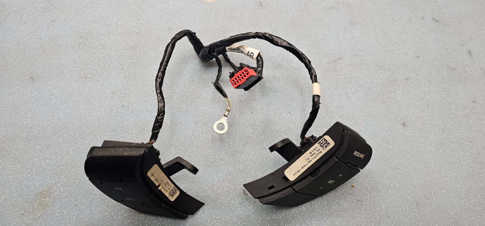 🔥05-11 CROWN VICTORIA GRAND MARQUIS STEERING COLUMN WHEEL CRUISE SWITCH OEM