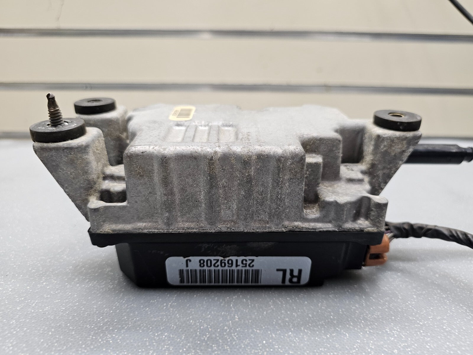 99-02 SILVERADO TAHOE SIERRA FRONT CRUISE SPEED CONTROL MODULE UNIT FIREWALL OEM