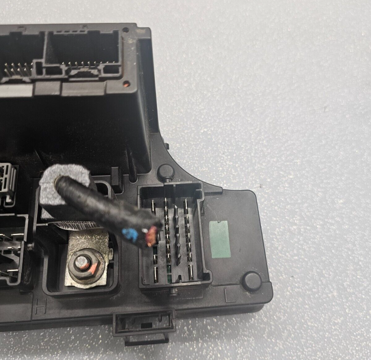 06-10 CHRYSLER PT CRUISER TIPM FUSE BOX RELAY CONTROL POWER MODULE HARD TOP BCM