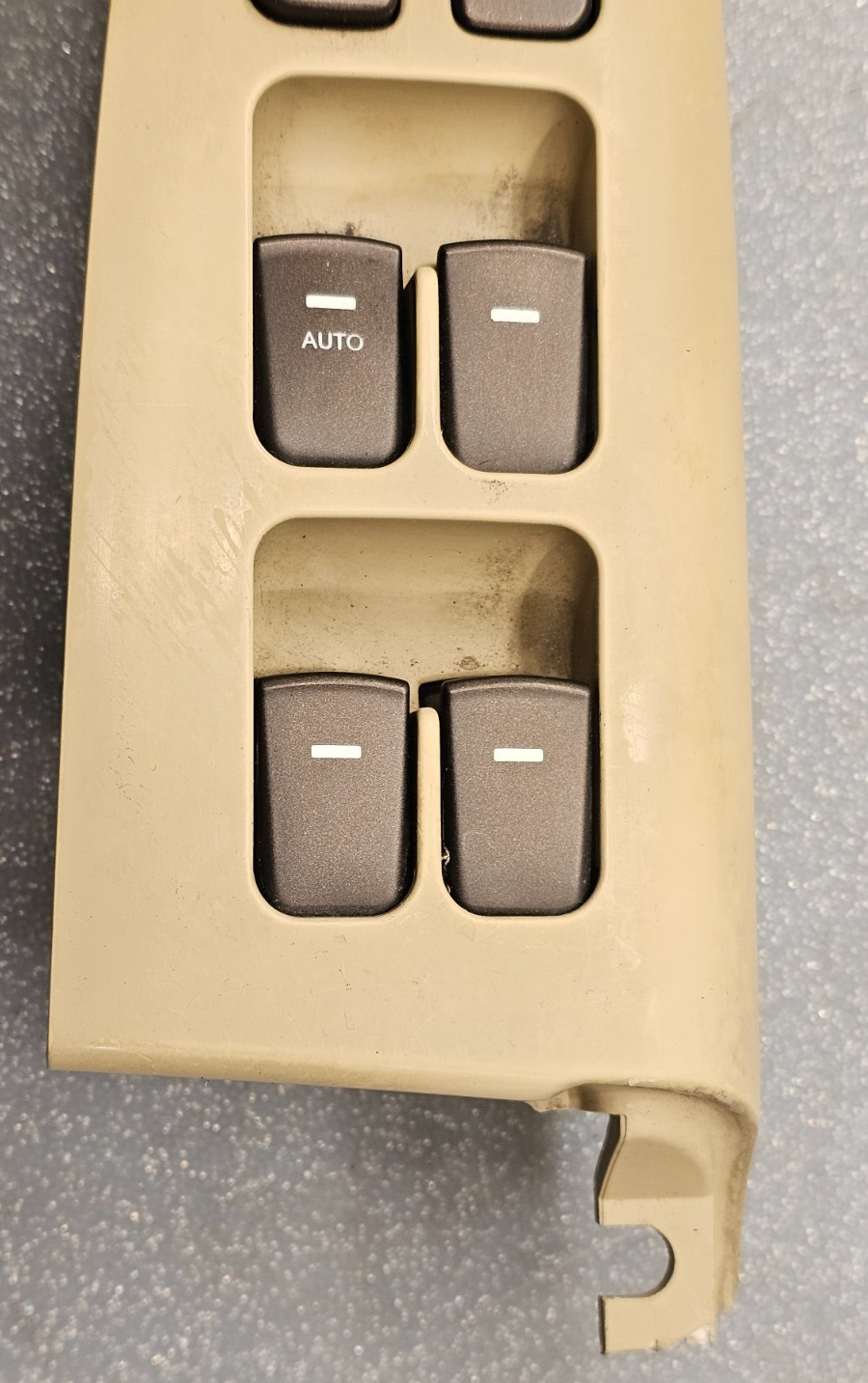 🔥07-10 Hyundai Sonata Left Driver Door Master Power Window Switch Bezel Tan OEM